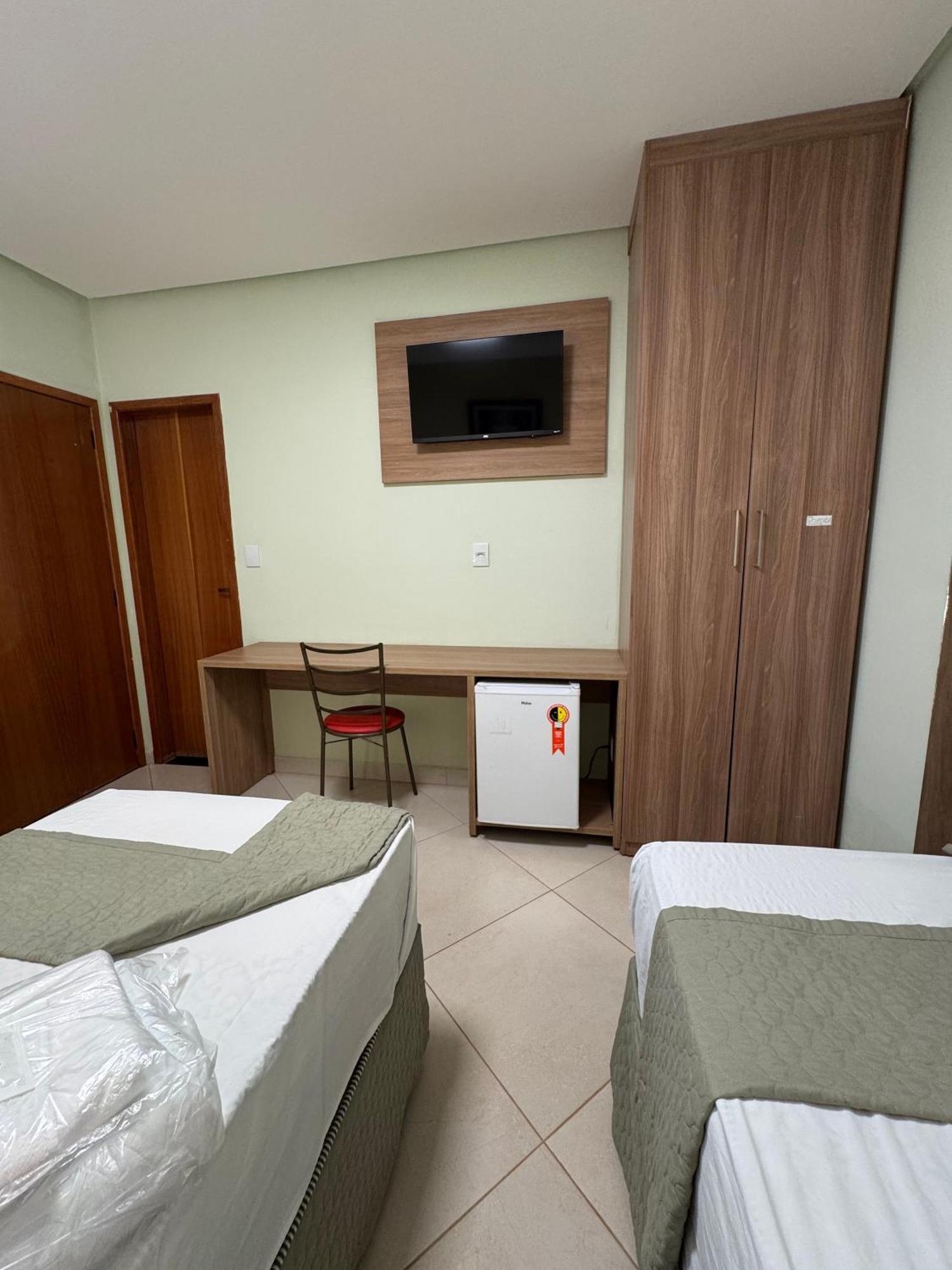 Domus Hotel Trindade Canaa Dos Carajas Bagian luar foto